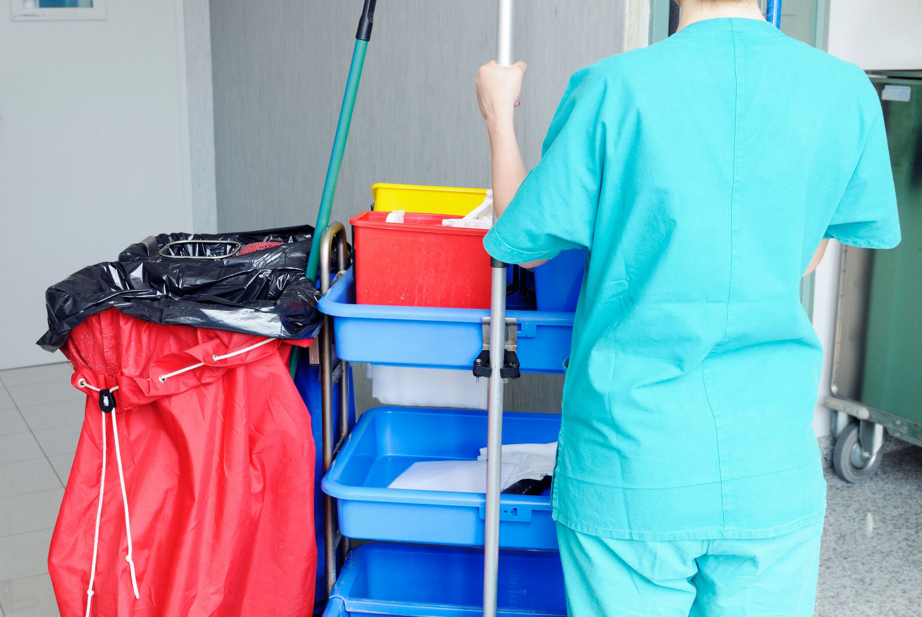 Eco-Friendly Hospital Cleaning Solutions